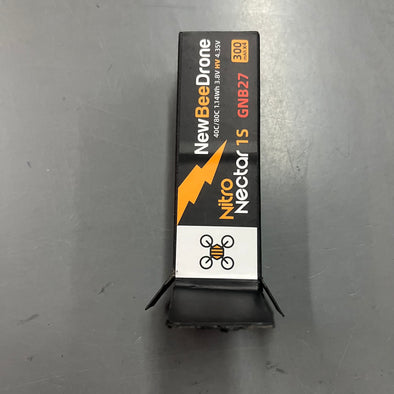 開箱 - NewBeeDrone Nitro Nectar Gold 300mAh 1S HV LiPo 電池帶 GNB27（4 顆電池）